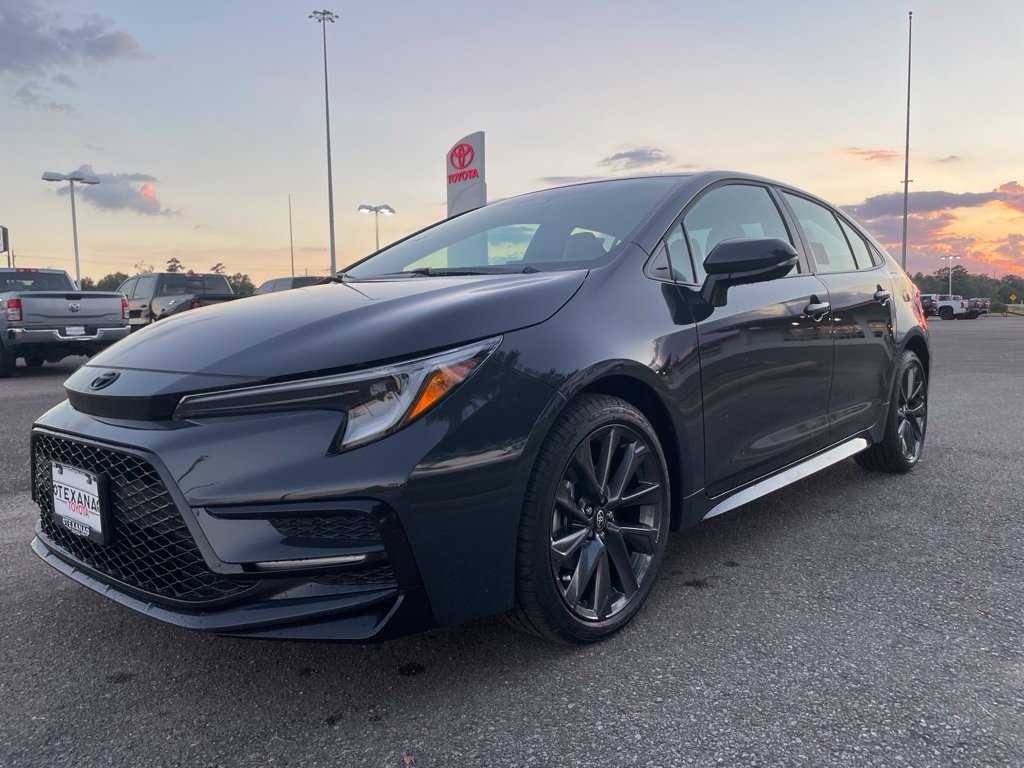 New 2027 Toyota Corolla SE FWD image 3