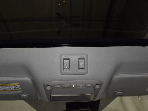 Used 2024 Nissan Murano SL image 23