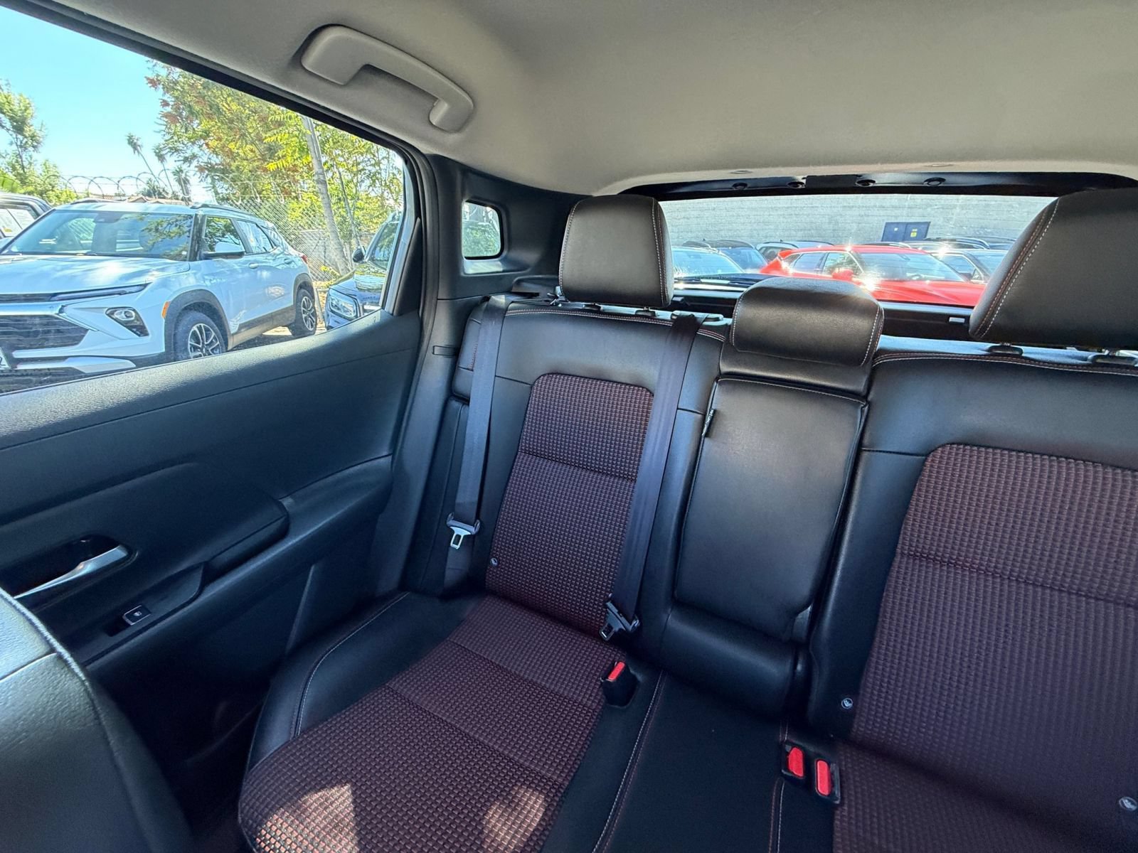Used 2026 Nissan Kicks SR AWD/4WD image 37