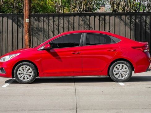 Used 2020 Hyundai Accent SE image 15