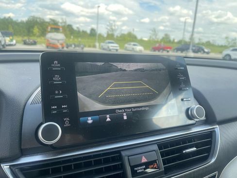Used 2018 Honda Accord EX-L image 21