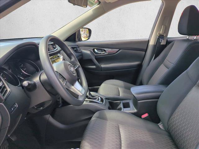 Used 2017 Nissan Rogue S FWD image 16