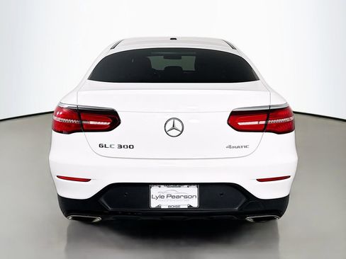 Used 2019 Mercedes-Benz GLC 300 4MATIC Coupe image 10