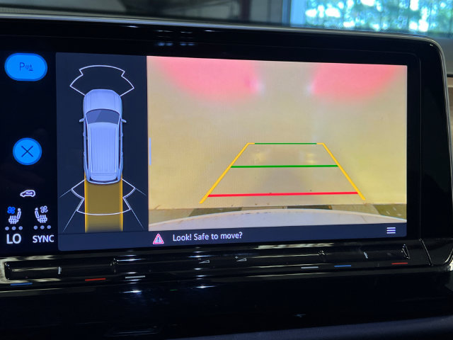Certified 2024 Volkswagen Atlas SE FWD image 26