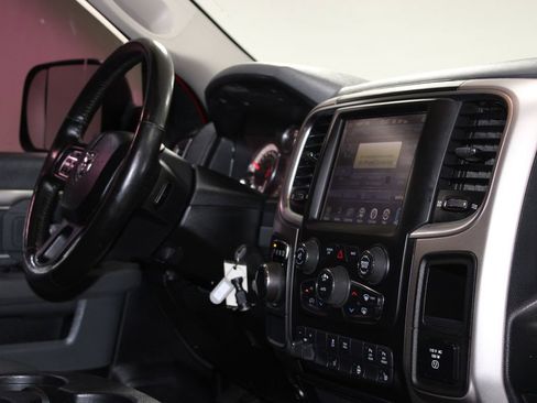 Used 2017 RAM 1500 Big Horn RWD image 28