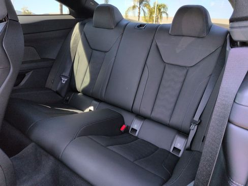 Used 2022 BMW M4 Coupe w/ Executive Package RWD image 30