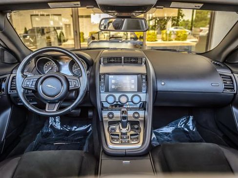 Used 2017 Jaguar F-TYPE Convertible RWD image 3