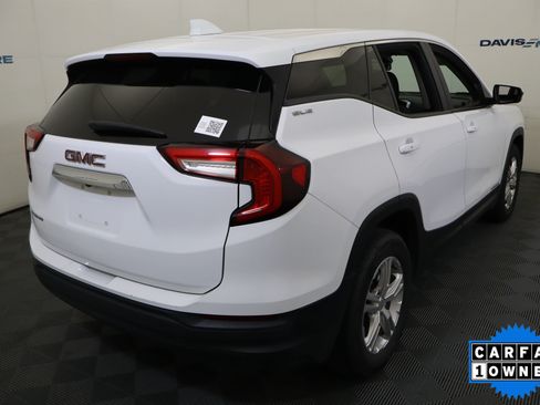 Used 2024 GMC Terrain SLE FWD image 6