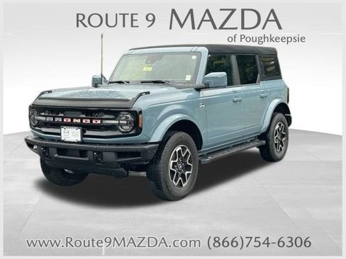 Used 2023 Ford Bronco Outer Banks AWD/4WD image 1