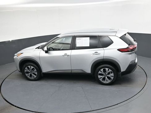 Used 2023 Nissan Rogue SV image 33