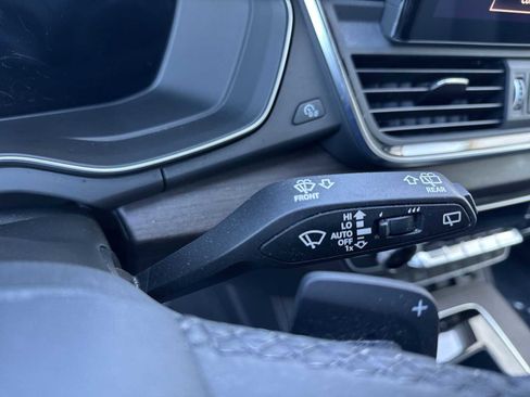 Used 2023 Audi Q5 Premium Plus image 25