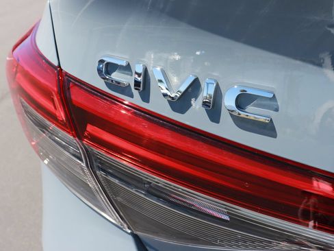 Certified 2024 Honda Civic Sport image 6