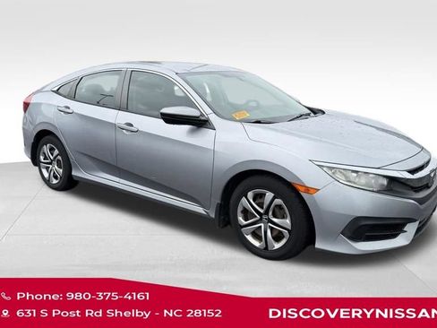 Used 2017 Honda Civic LX image 5