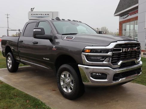 Used 2025 RAM 2500 Big Horn image 4