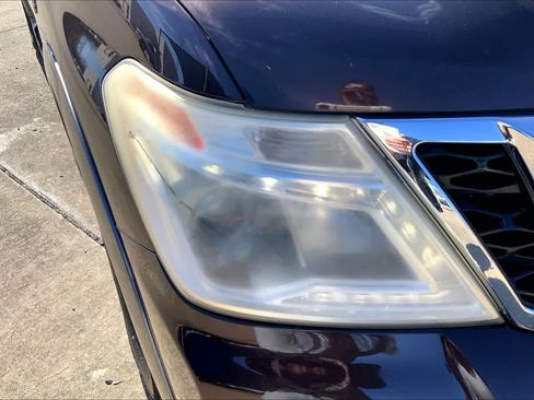 Used 2017 Nissan Armada Platinum image 26