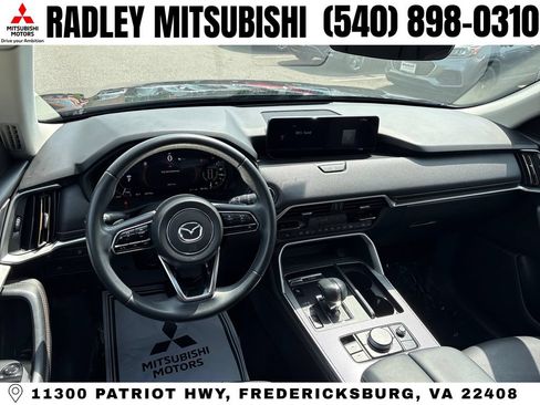 Used 2024 MAZDA CX-90 Plug-In Hybrid w/ Preferred AWD/4WD image 19