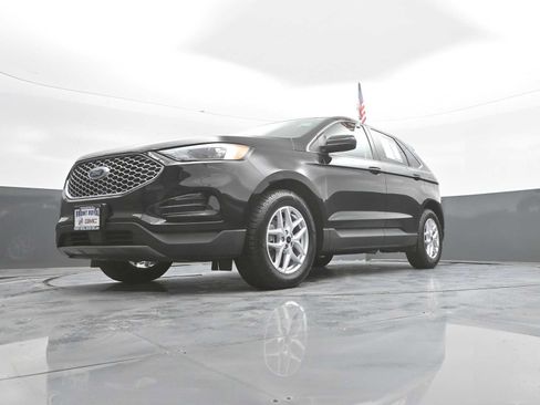 Used 2023 Ford Edge SEL AWD/4WD image 39