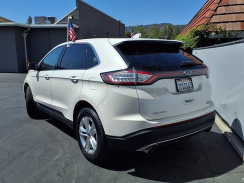 Used 2017 Ford Edge SEL w/ Equipment Group 201A FWD image 5