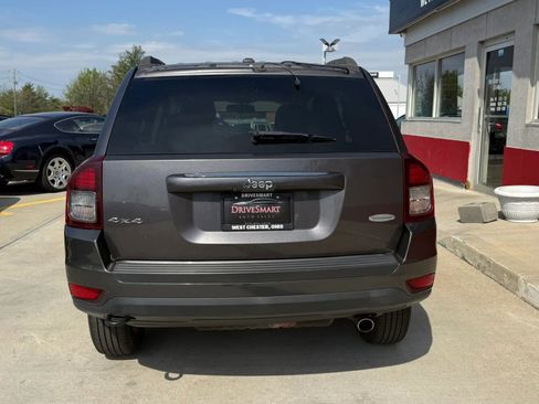 Used 2015 Jeep Compass Latitude w/ Trailer Tow Prep Group image 7