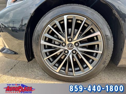 Used 2022 Lexus ES 350 w/ Premium Package FWD image 6
