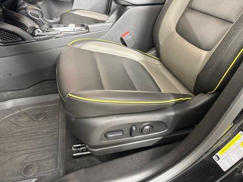 New 2025 Chevrolet TrailBlazer ACTIV w/ Convenience Package FWD image 9