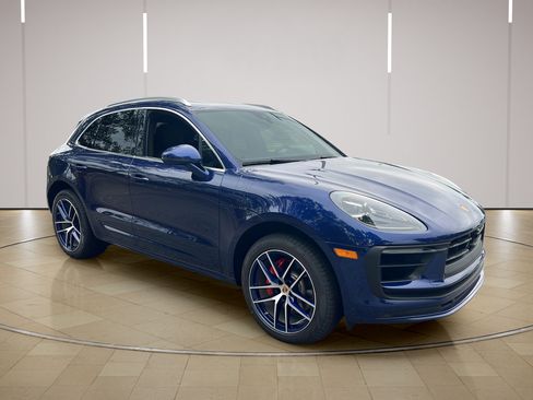 New 2026 Porsche Macan S AWD/4WD image 9