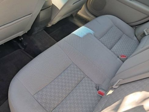 Used 2011 Ford Fusion SE w/ 201A Rapid Spec Order Code FWD image 4