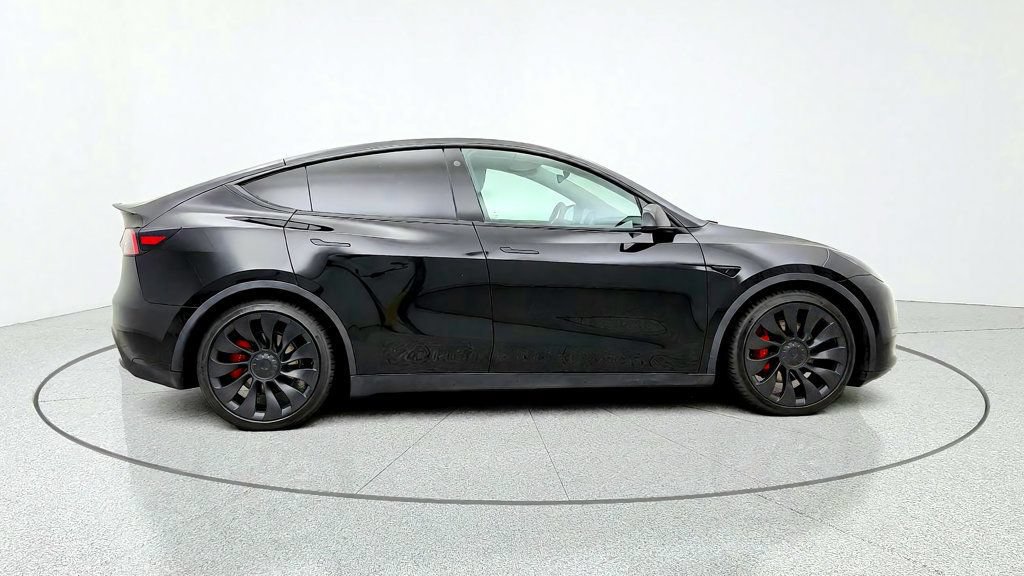 Used 2022 Tesla Model Y Performance AWD/4WD image 4