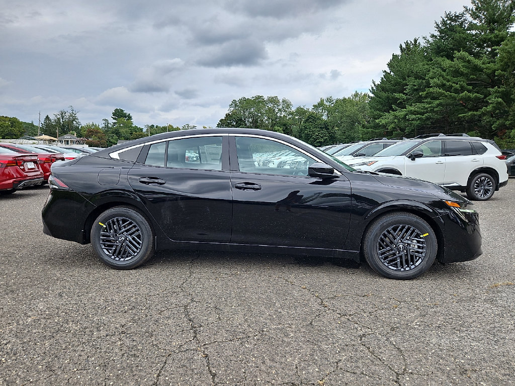 New 2027 Nissan Sentra SV w/ Floor Mat Package FWD image 8