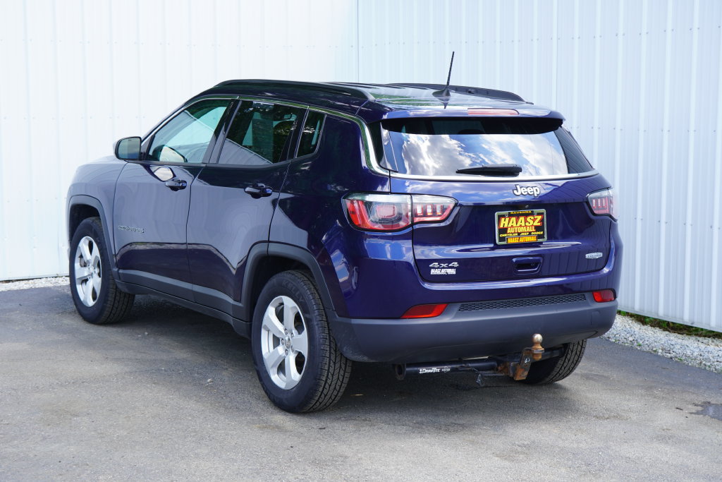 Used 2020 Jeep Compass Latitude w/ Cold Weather Group AWD/4WD image 4