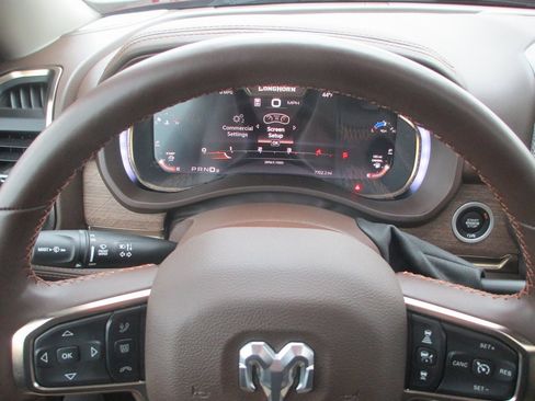 Used 2026 RAM 3500 Longhorn image 35