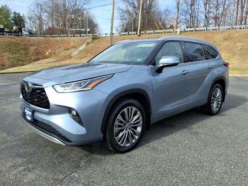 Used 2021 Toyota Highlander Platinum image 7