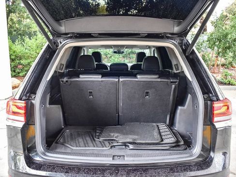 Used 2021 Volkswagen Atlas SEL Premium AWD/4WD image 25