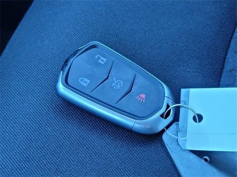 Used 2018 GMC Terrain SLE image 29