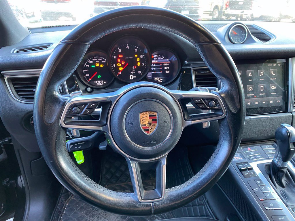 Used 2017 Porsche Macan AWD/4WD image 7