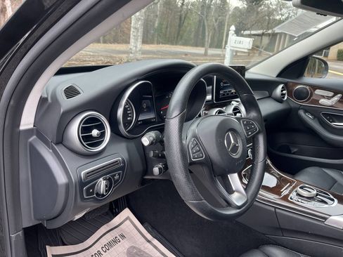Used 2017 Mercedes-Benz C 300 Sedan image 10