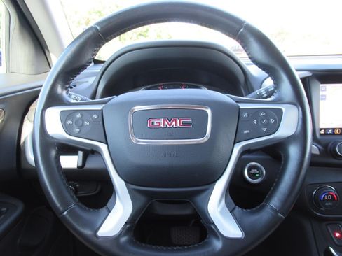 Used 2021 GMC Terrain SLE w/ Driver Convenience Package FWD image 22