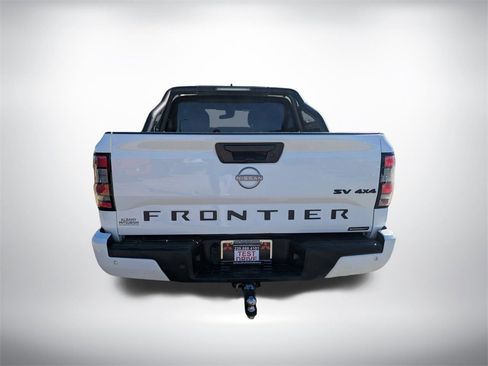 Used 2023 Nissan Frontier SV w/ Midnight Edition Package image 4