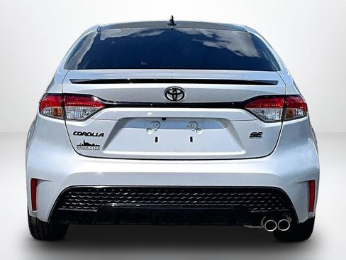 Used 2022 Toyota Corolla SE FWD image 7
