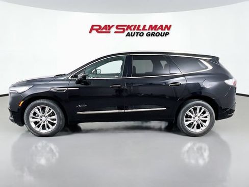 Used 2022 Buick Enclave Avenir w/ Avenir Technology Package AWD/4WD image 4