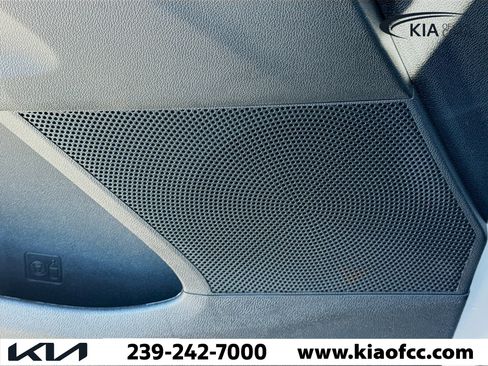 New 2026 Kia Sorento LX FWD image 23