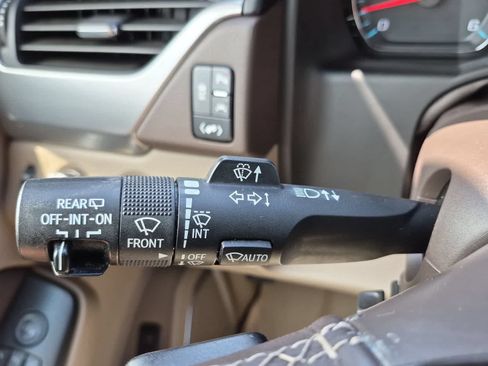Used 2020 Chevrolet Tahoe LT AWD/4WD image 26