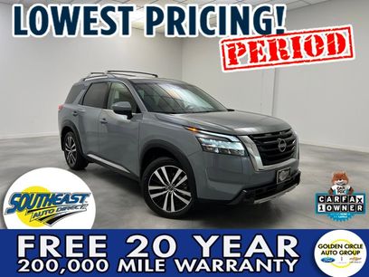Used 2024 Nissan Pathfinder Platinum w/ Cargo Package