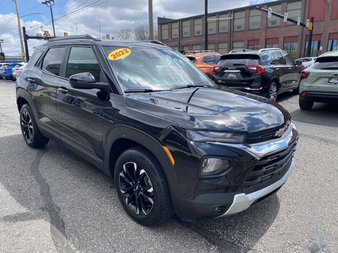 Used 2022 Chevrolet TrailBlazer LT AWD/4WD image 11