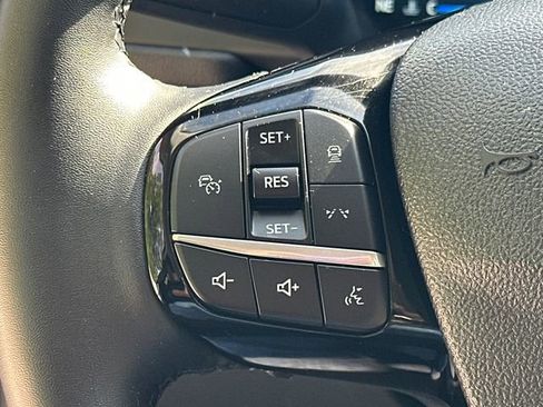 Used 2025 Ford Escape Platinum AWD/4WD image 30