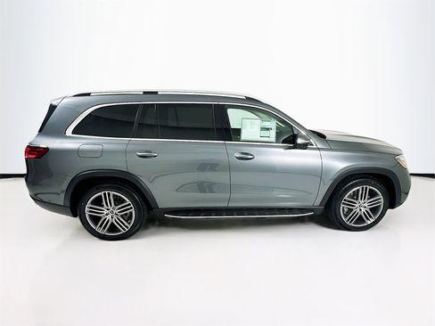 New 2026 Mercedes-Benz GLS 450 GLS 450 image 9