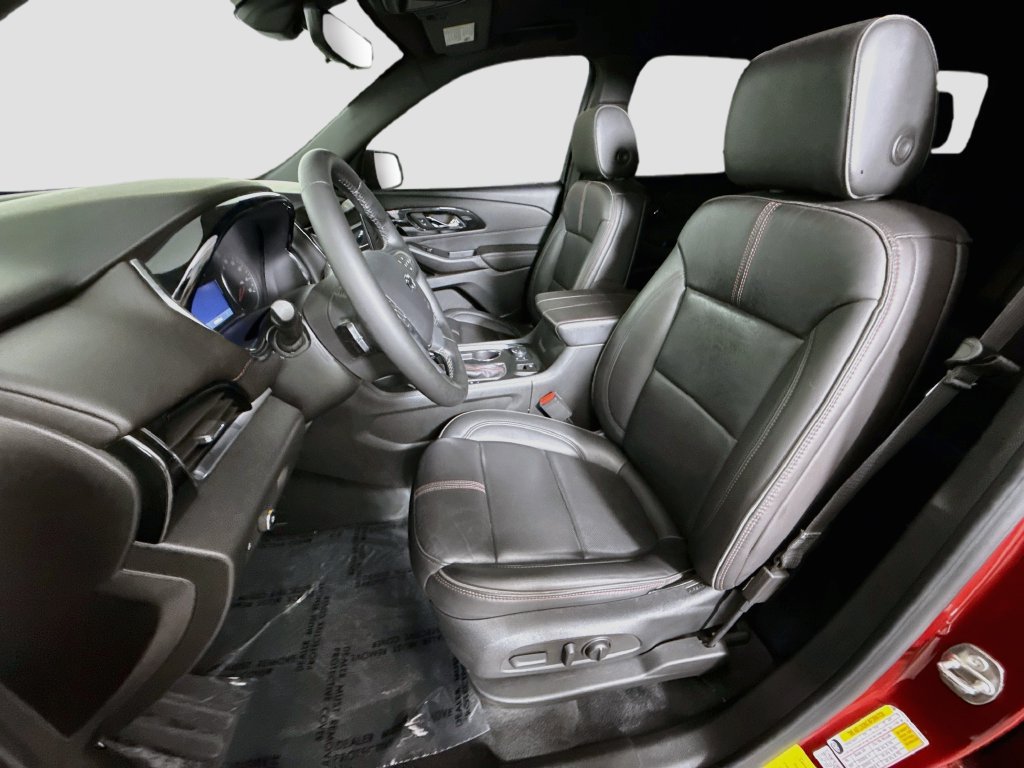 Used 2023 Chevrolet Traverse RS FWD image 21