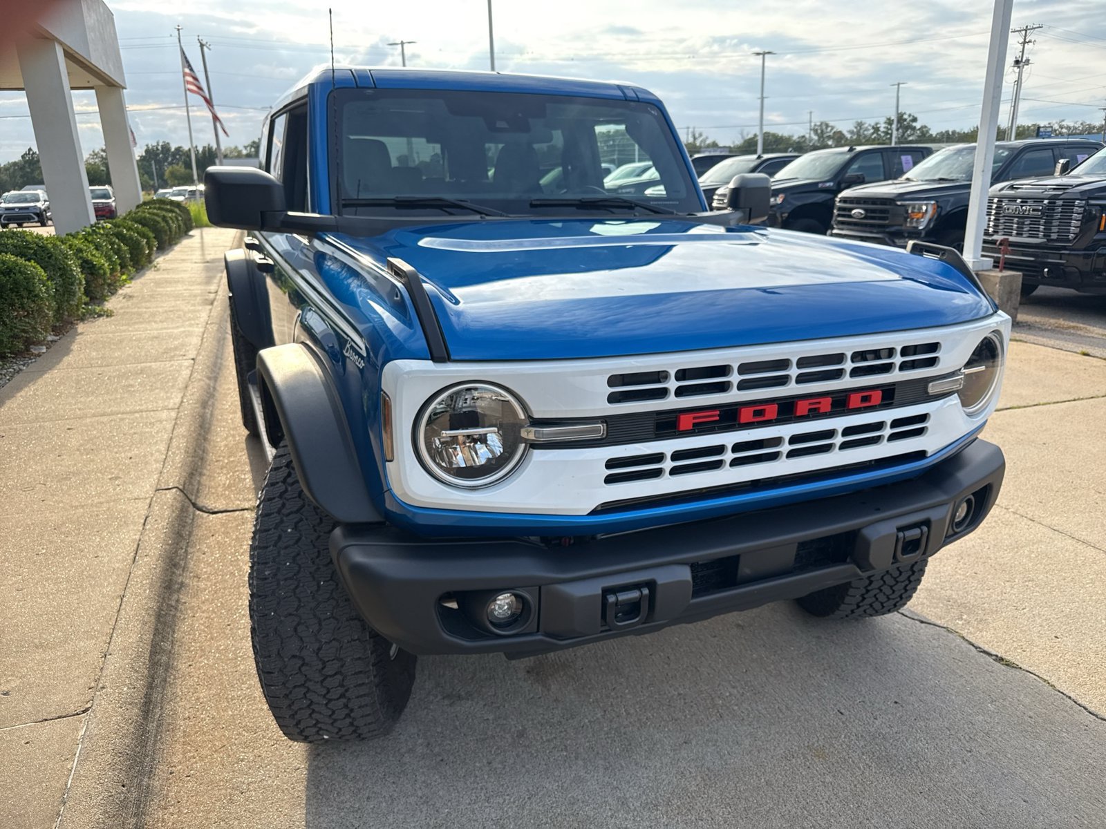 New 2026 Ford Bronco Heritage Edition AWD/4WD image 3