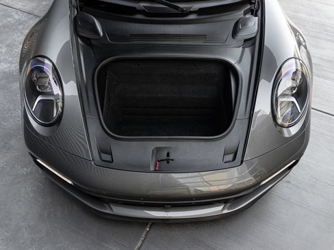 Certified 2023 Porsche 911 Carrera 4S AWD/4WD image 38