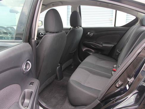 Used 2015 Nissan Versa SV FWD image 20